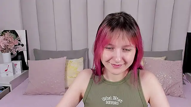 MiaKarlos online show from 12, 3, 2026