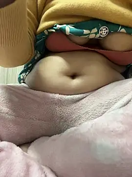 Snapshot of Hot-Anuska chatting on 27, 12, 2024 Hot-Anuska online show from 27, 12, 2024