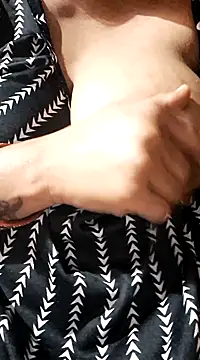 Snapshot of Hot-Anuska chatting on 16, 2, 2025 Hot-Anuska online show from 16, 2, 2025