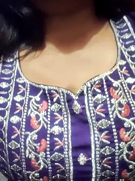 Snapshot of Hot-Anuska chatting on 20, 10, 2025 Hot-Anuska online show from 20, 10, 2025