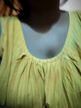 Snapshot of Hot-Anuska chatting on 23, 10, 2025 Hot-Anuska online show from 23, 10, 2025