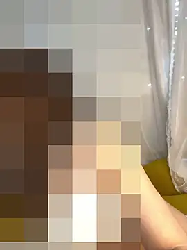 Snapshot of miumiu_0304 chatting on 18, 10, 2025 miumiu 0304 online show from 18, 10, 2025