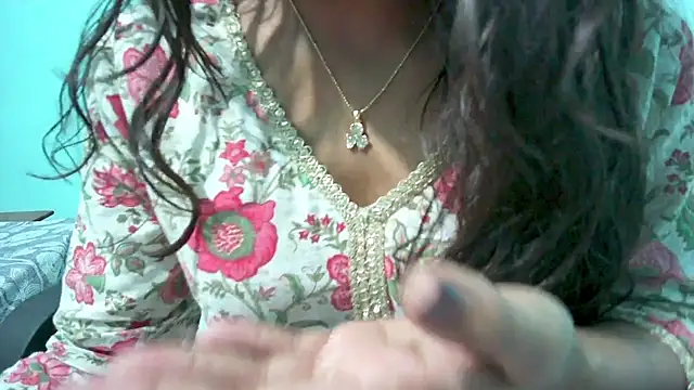 Only hunny online show from 3, 3, 2025