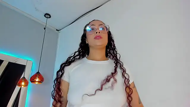 antonelllepiercee online show from 17, 1, 2025