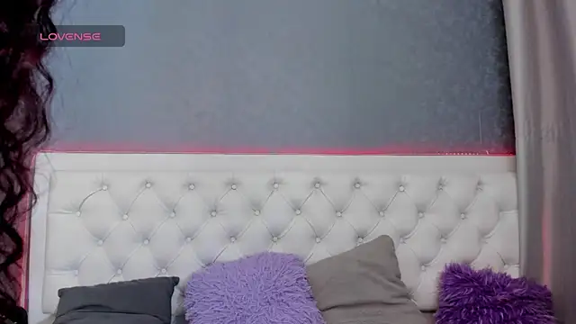 antonelllepiercee online show from 17, 1, 2025