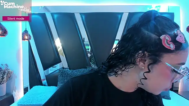 antonelllepiercee online show from 11, 9, 2025