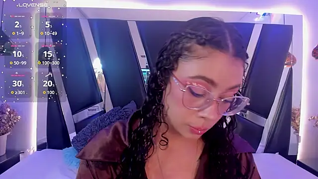 antonelllepiercee online show from 18, 9, 2025