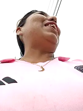 Snapshot of Karol-kamila19 chatting on 5, 1, 2025 Karol-kamila19 online show from 5, 1, 2025