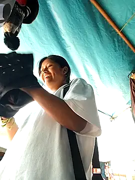 Snapshot of Karol-kamila19 chatting on 18, 1, 2025 Karol-kamila19 online show from 18, 1, 2025