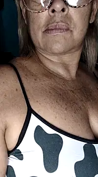 Kasandra Ho online show from 24, 1, 2025