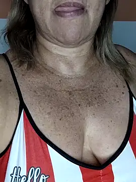 Kasandra Ho online show from 2, 3, 2025