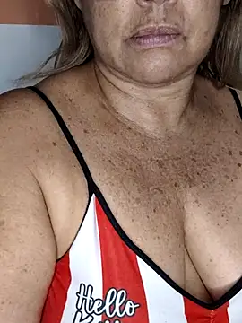 Kasandra Ho online show from 2, 3, 2025