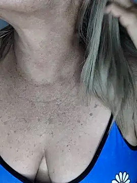 Kasandra Ho online show from 15, 3, 2025