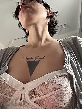 kikidoll online show from 13, 5, 2026