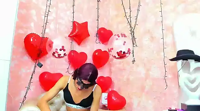 Snapshot of NahomiWhitel chatting on 6, 2, 2025 NahomiWhitel online show from 6, 2, 2025