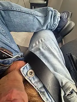 Snapshot of dragon1006 chatting on 26, 10, 2025 dragon1006 online show from 26, 10, 2025