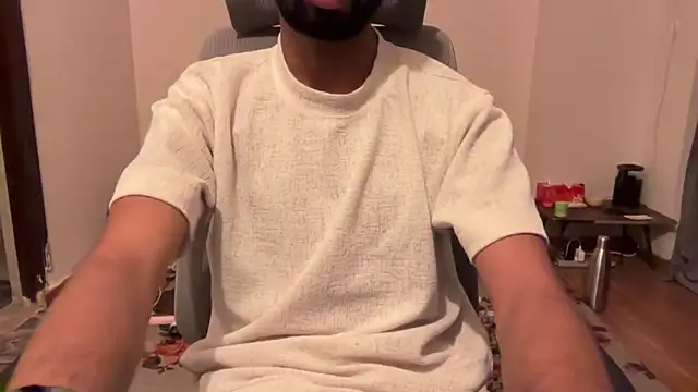 Snapshot of meatycronn chatting on 24, 3, 2026 meatycronn online show from 24, 3, 2026