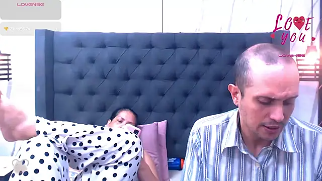 Candy and Jh0n online show from 5, 4, 2026