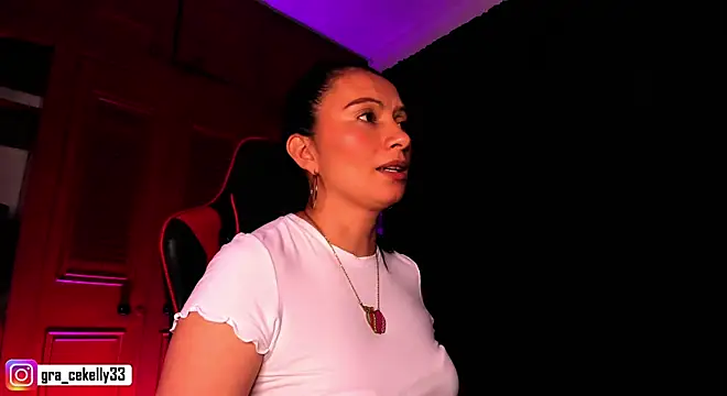 gracekelly12 online show from 10, 12, 2024