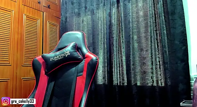 gracekelly12 online show from 8, 1, 2025