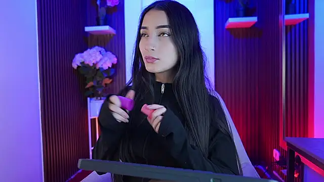 Snapshot of CattleyaScaly chatting on 21, 10, 2025 CattleyaScaly online show from 21, 10, 2025