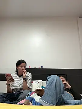 daniniescobarr online show from 6, 4, 2026