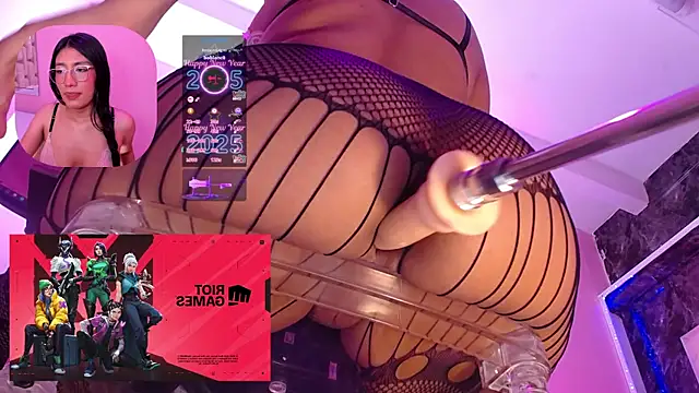 MiaVoss online show from 5, 1, 2025