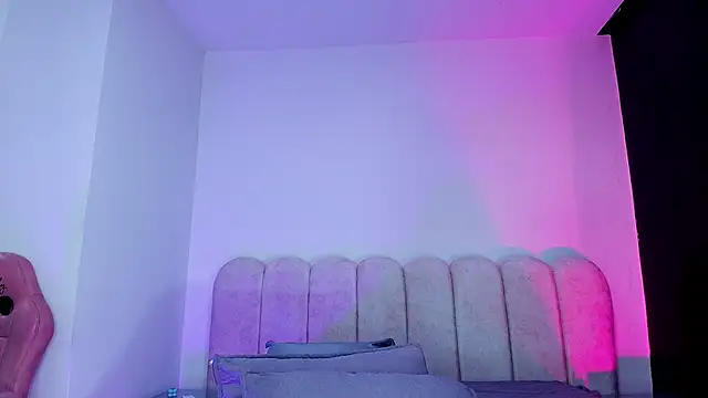 mia stanfort online show from 8, 1, 2026