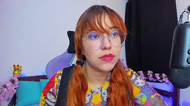  Moon Johnson online show from 6, 11, 2025