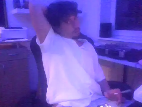 Shyguyfuckit online show from 21, 10, 2025