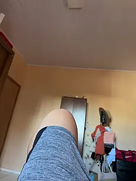 Junior Larissa04 online show from 8, 2, 2025