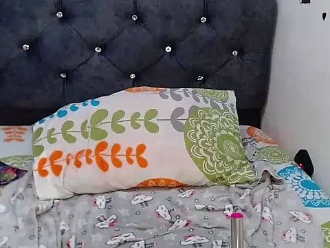 Lunaxx21 online show from 3, 2, 2026