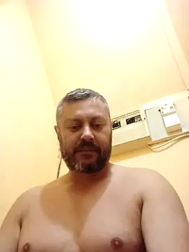 Snapshot of richton62 chatting on 5, 7, 2026 richton62 online show from 5, 7, 2026