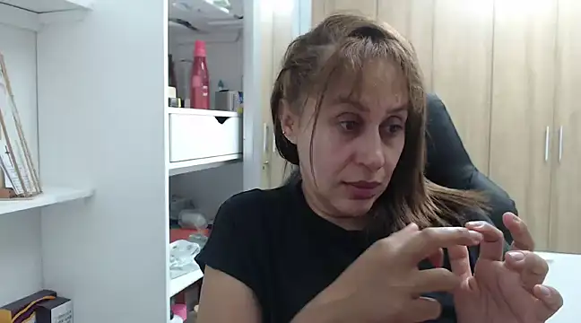 Snapshot of RoxanaLove9 chatting on 16, 1, 2025 RoxanaLove9 online show from 16, 1, 2025