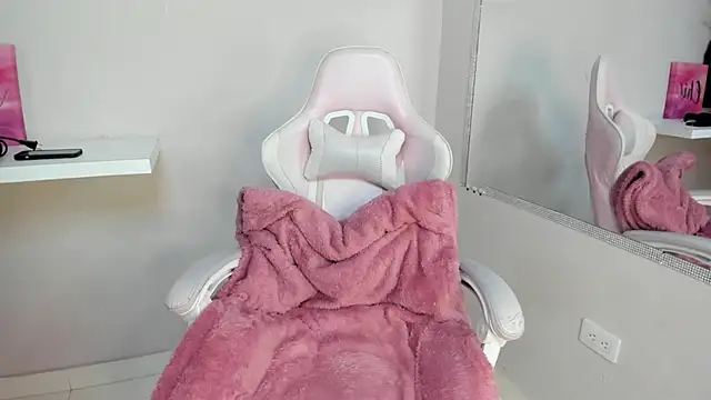 Annie9  online show from 9, 2, 2025