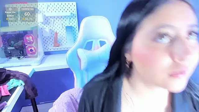 Annie9  online show from 23, 10, 2025