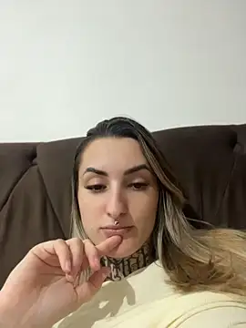 hotskinny1 online show from 11, 5, 2026