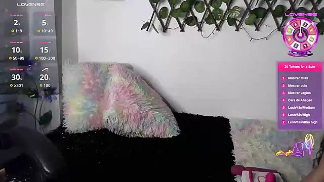 EmberEyes 999 online show from 18, 12, 2025