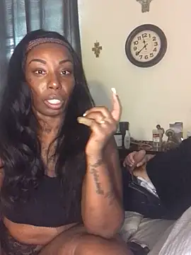Snapshot of kreamMilf chatting on 1, 10, 2025 kreamMilf online show from 1, 10, 2025