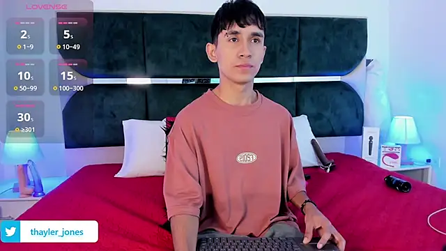 Thayler jones online show from 30, 1, 2025