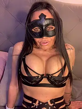 vicvictoriax online show from 6, 3, 2025