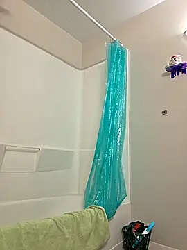 thatonespicychick online show from 6, 11, 2025