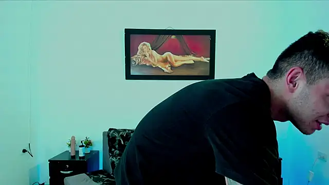xXHot MalesXx online show from 13, 2, 2025