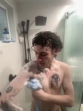 Prettykboi online show from 12, 2, 2026