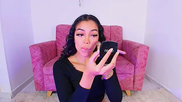 Sara Jhonson online show from 11, 9, 2025