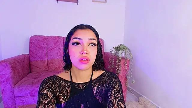 Sara Jhonson online show from 21, 11, 2025