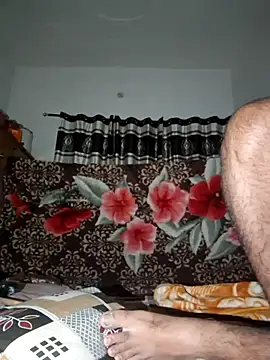 Snapshot of menakshiiikaur chatting on 10, 9, 2025 menakshiiikaur online show from 10, 9, 2025