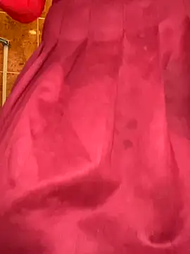 Snapshot of Topvi_ chatting on 12, 10, 2025 Topvi online show from 12, 10, 2025