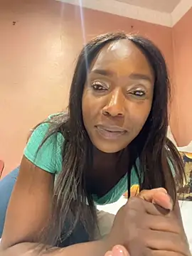 Snapshot of Blackcandie15 chatting on 19, 9, 2025 Blackcandie15 online show from 19, 9, 2025