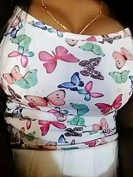 Esha Babyy online show from 19, 12, 2024